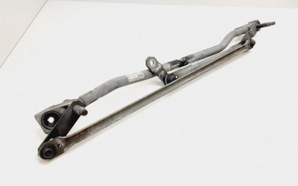Front wiper linkage – Volvo S60 (2011-2013)
