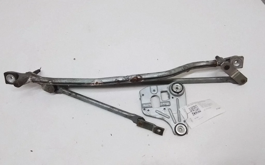 Front wiper linkage – Volvo XC60 (2009-2013)