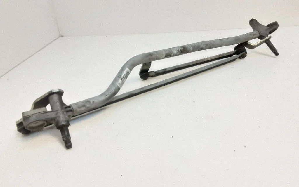 Front wiper linkage – Volvo XC60 (2009-2013)