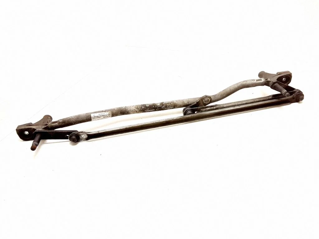 Front wiper linkage – Volvo S60 (2011-2013)
