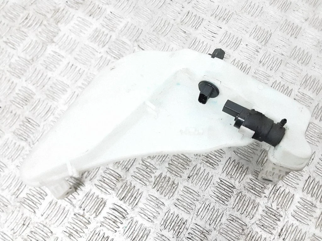Windshield washer fluid reservoir/tank 4G8955451E