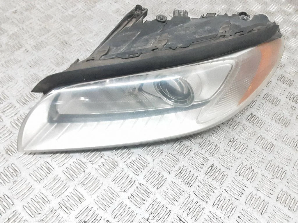 Headlight/headlamp 31214347