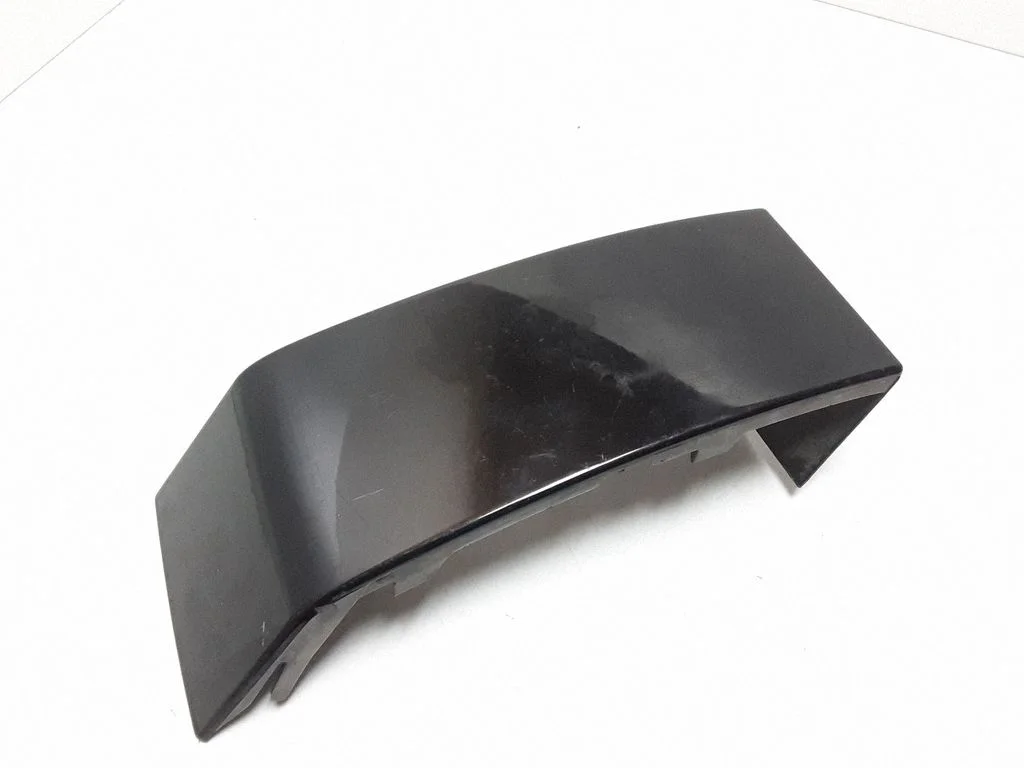 Rear/tail light trim molding – Volvo XC90 (2007-2014)