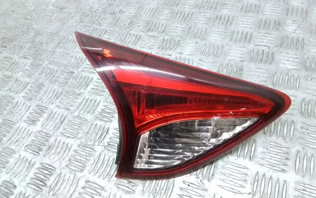 Lampa tylna w klapie – Mazda CX-5 (2012-2017)