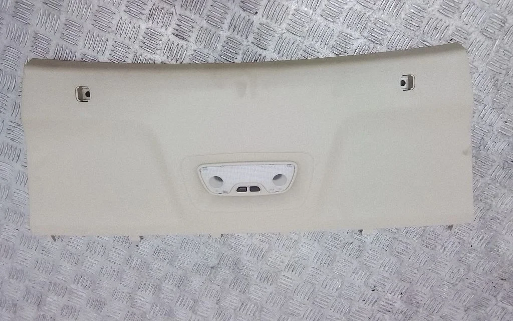 Tagaistmete valgustustuli 9178936