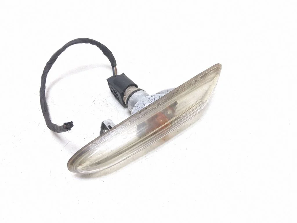 Poritiiva suunatuli – BMW 5-seeria E60 E61 (2004-2010)