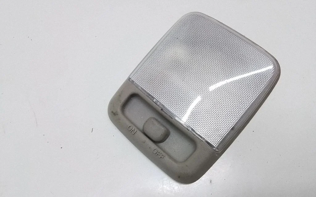 Rear seat light 26410ZD003