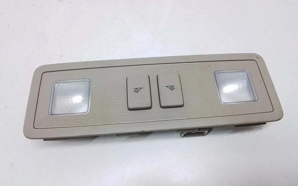 Rear seat light 3CN947290