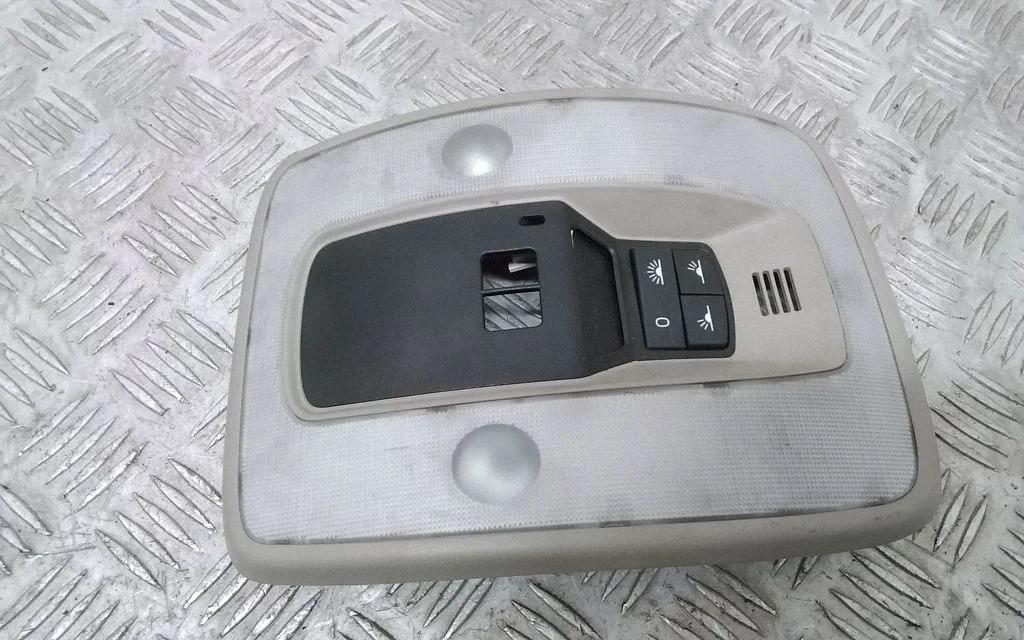 Front seat light 39861054