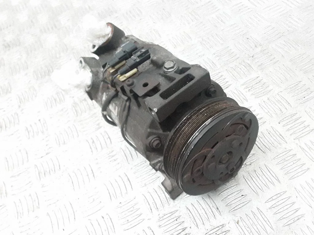 Air conditioning (A/C) compressor (pump) 31250519