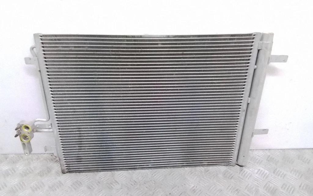 Kliimaseadme jahutusradiaator (kondensaator) – eesmine