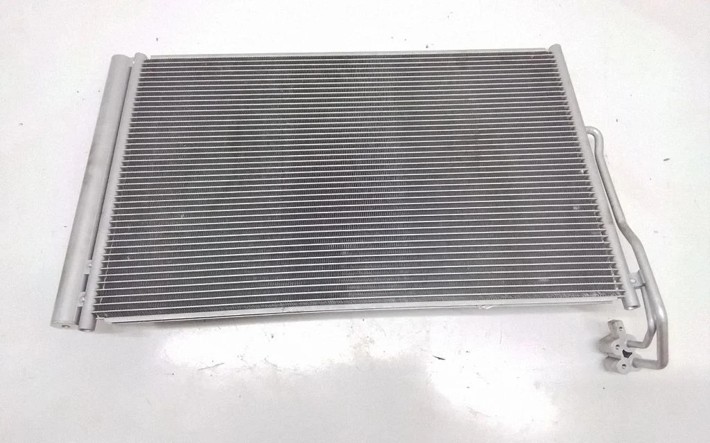A/C cooling radiator (condenser) 7P0820411B