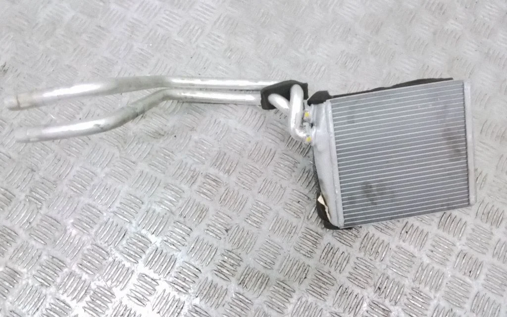 Salongi küttekeha radiaator K9873005
