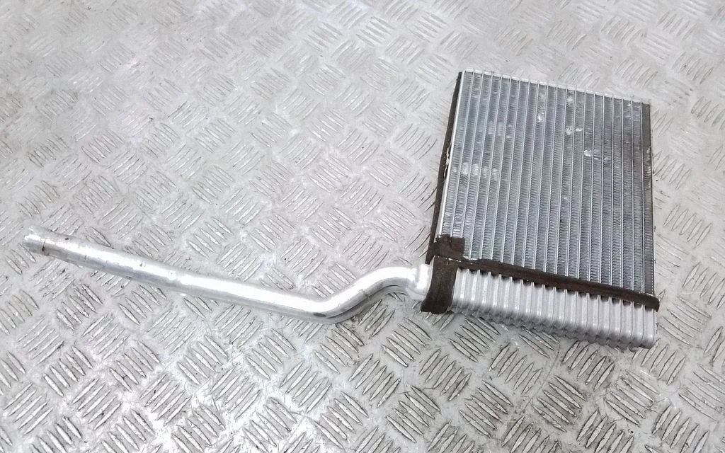 Heater blower radiator 3M5H18476EA