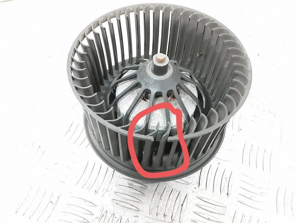 Heater fan/blower – Volvo V50 (2004-2007)
