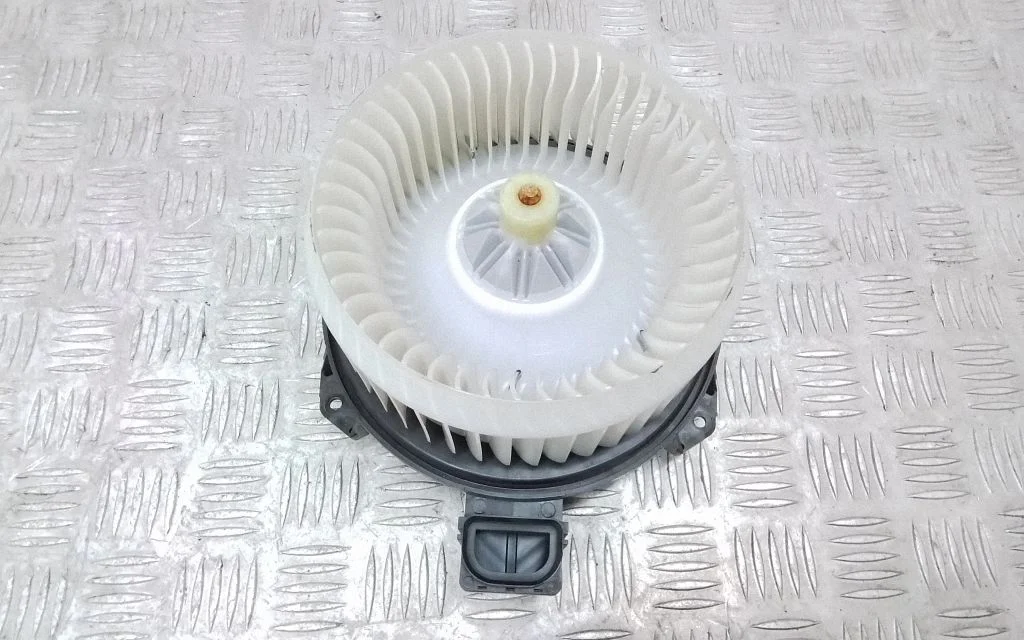 Heater fan/blower AY2727006220