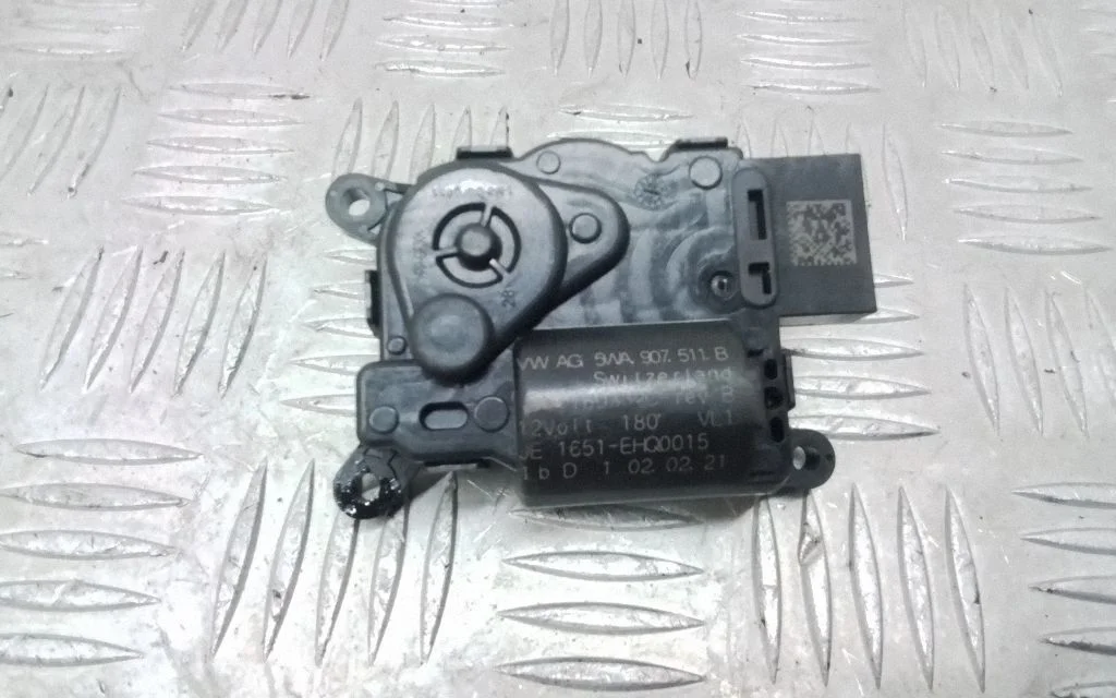 Air flap motor/actuator – Volkswagen e-Golf (2014-)