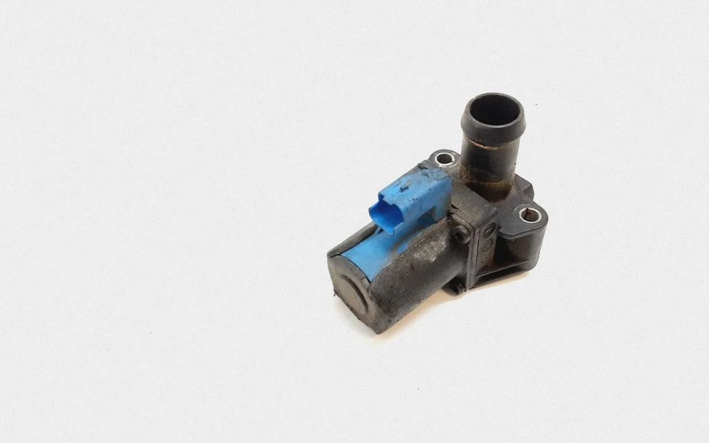 Thermostat/thermostat housing – Volvo V70 (2008-2013)