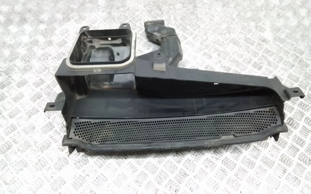 Cabin air duct channel 9266839