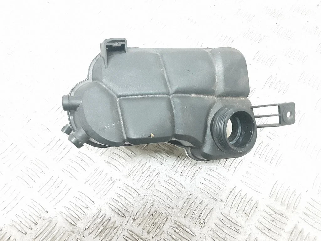 Coolant expansion tank/reservoir 6G918K218CD