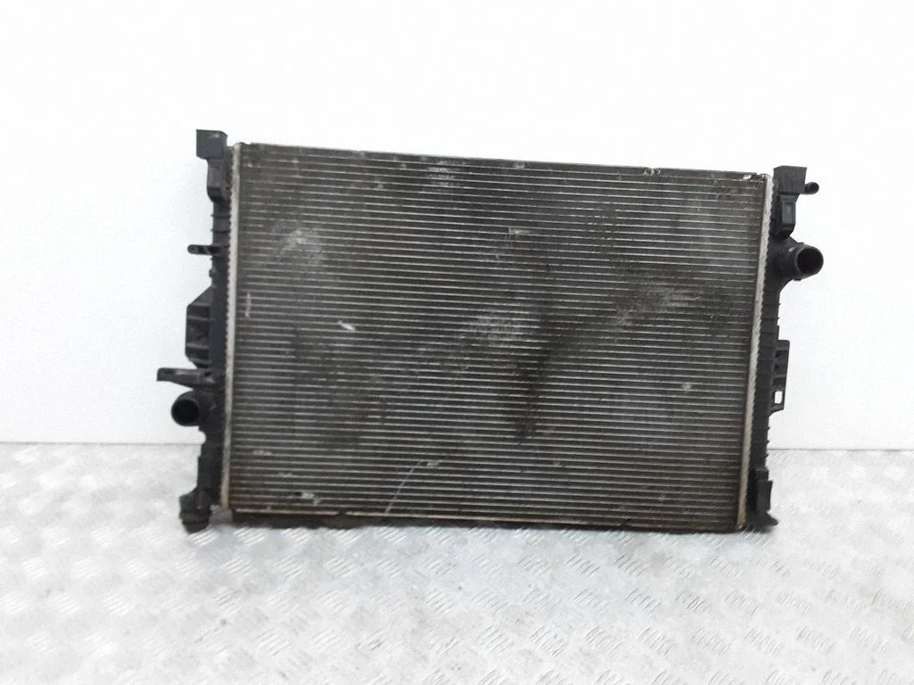 Coolant radiator – front