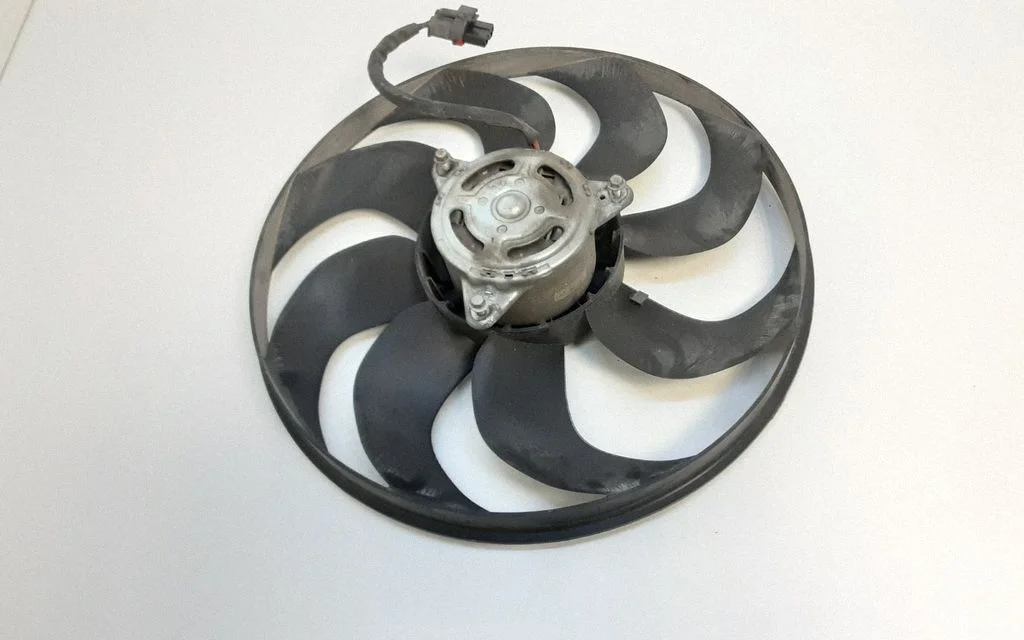 Radiator cooling fan shroud – Volvo XC60 (2009-2013)