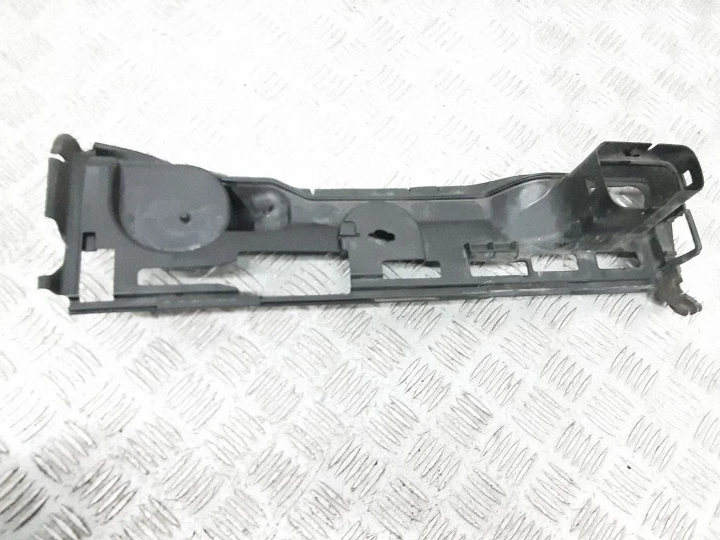 Intercooler air guide/duct channel 30764566
