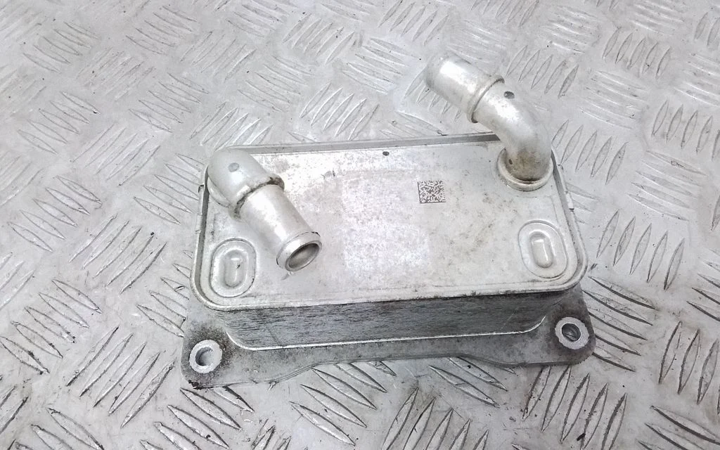 Engine oil radiator 31465747
