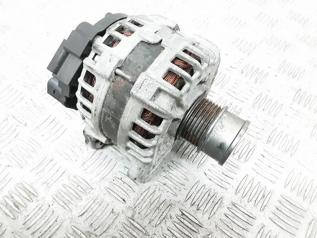 Generaator 04C903023T