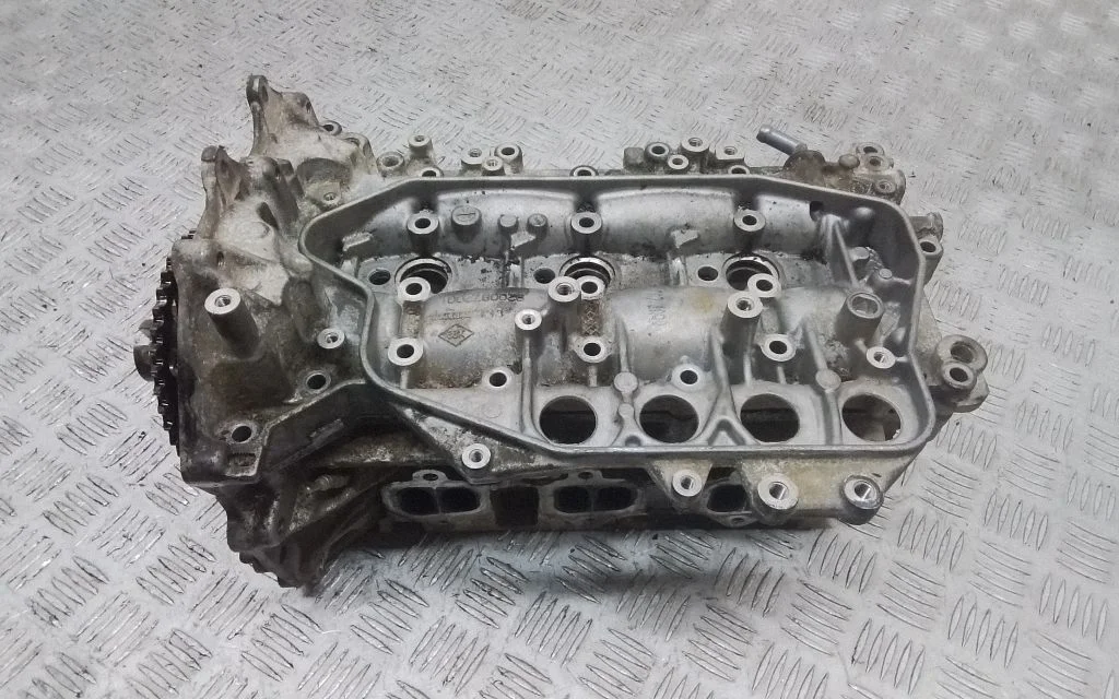 Engine head – Nissan Navara D40 (2004-2015)