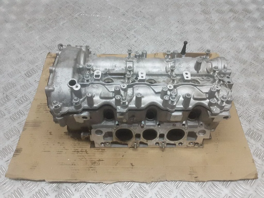 Engine head – Mercedes-Benz C-Class W205 (2014-2021)