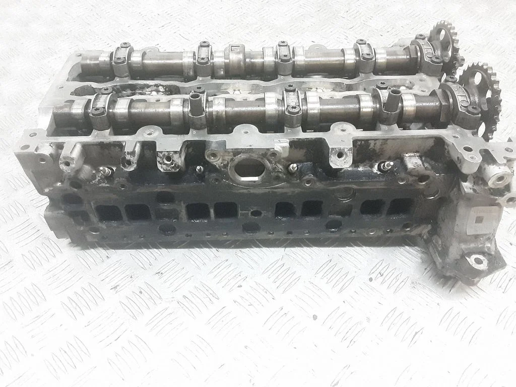 Engine head – Mercedes-Benz C-Class W205 (2014-2021)