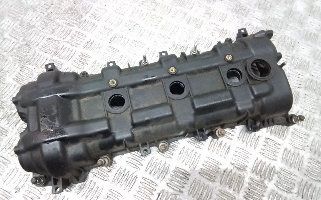 Rocker cam cover – Chrysler Town & Country V (2008-2016)