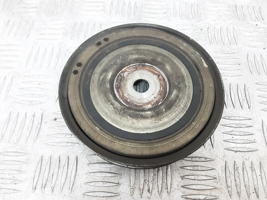 Crankshaft pulley – Volvo V50 (2004-2007)