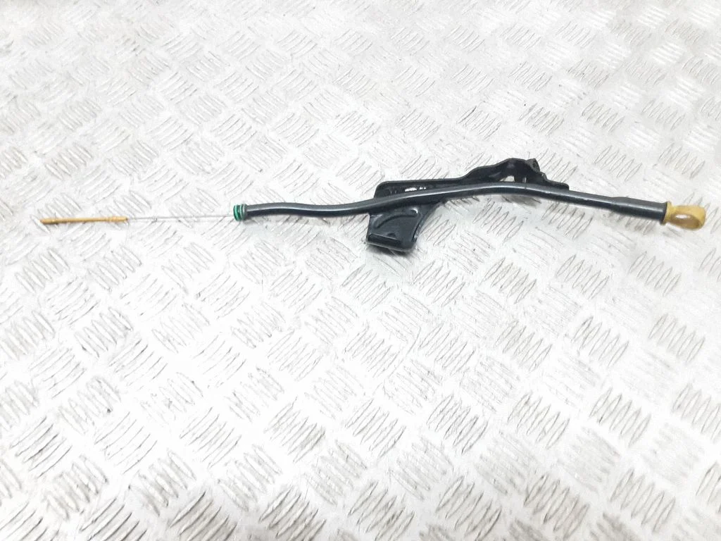 Oil level dip stick – Volvo V50 (2008-2012)