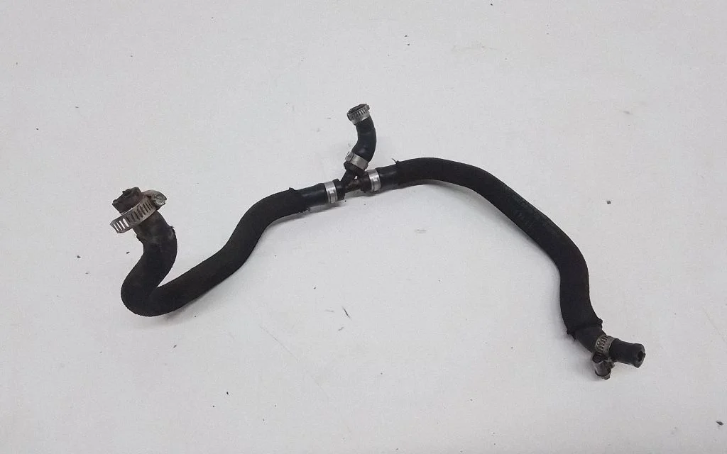 Coolant pipe/hose – BMW 7 Series F01 F02 F03 F04 (2008-2016)