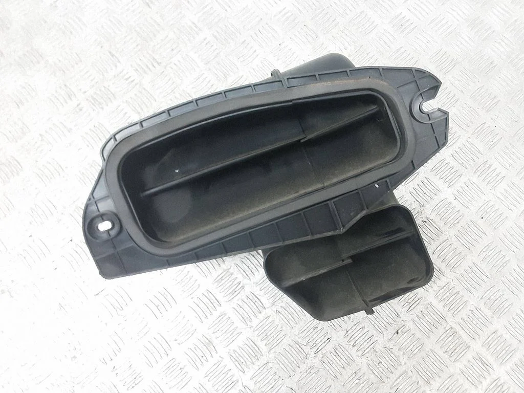 Õhuvõtukanali osa (-d) 68110221AB