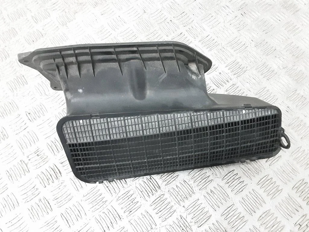 Air intake duct part 4G1819904A