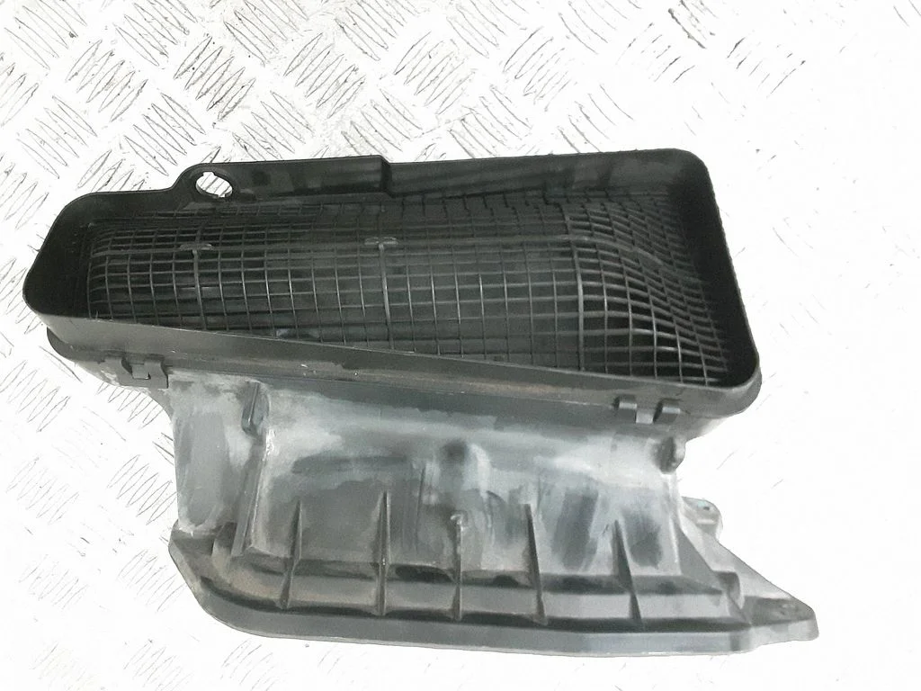 Air intake duct part 4H1819904A