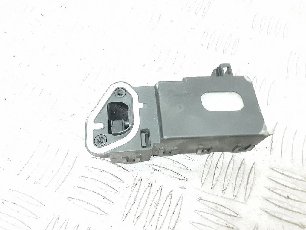 Kütusepaagi korgi lukk 30716754