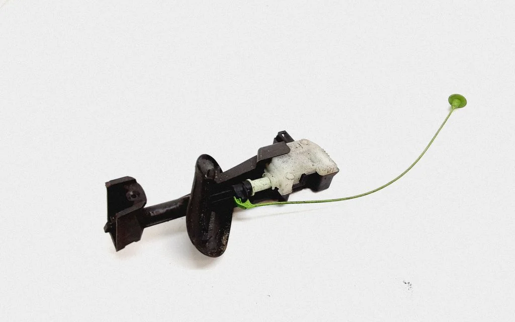 Fuel tank cap lock – Volvo V60 (2011-2013)
