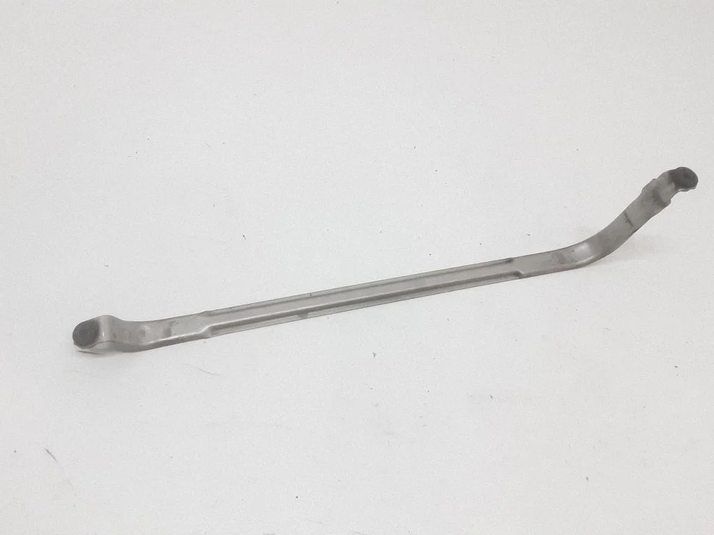 Mocowanie zbiornika paliwa – BMW Seria 7 F01 F02 F03 F04 (2008-2016)
