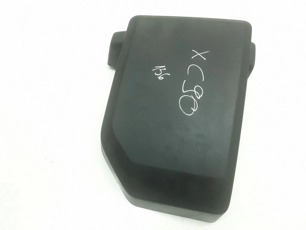 Air filter box cover – Volvo XC90 (2007-2014)