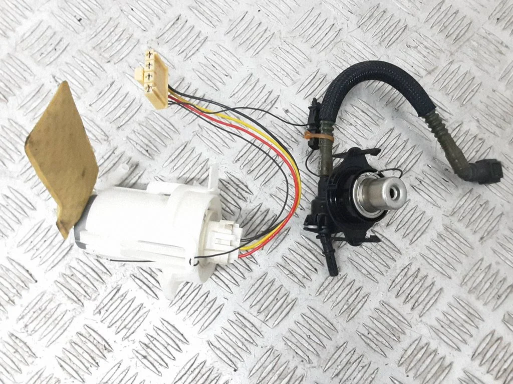 In-tank fuel pump – Audi A8 S8 D4 4H (2010-2016)