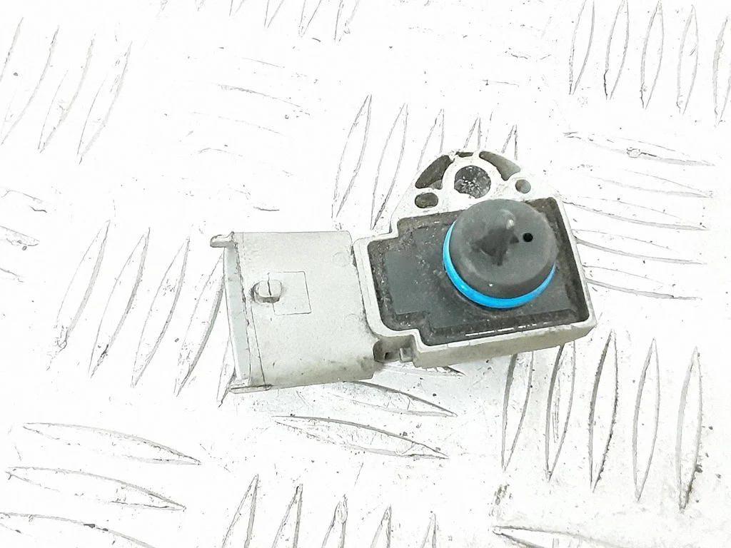 Fuel pressure sensor – Volvo XC60 (2009-2013)