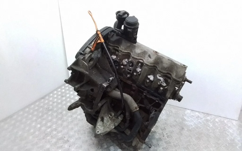 Engine – front