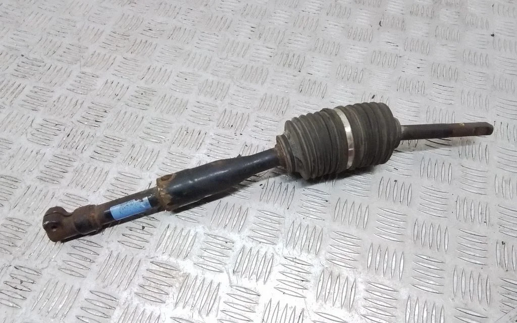 Roolisamba ristliigend – Nissan Navara D40 (2004-2015)