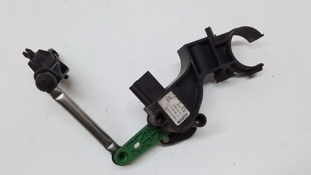 Headlight/headlamp level sensor – Porsche 911 991 (2011-2019)