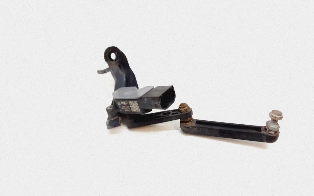 Headlight/headlamp level sensor – BMW X5 F15 (2013-2017)