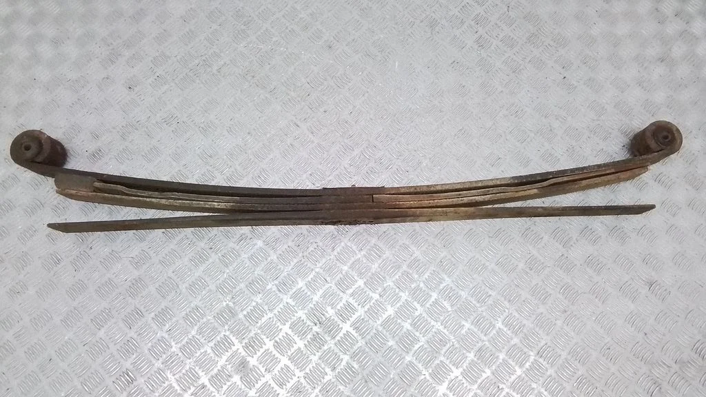 Rear leaf spring – Nissan Navara D40 (2004-2015)